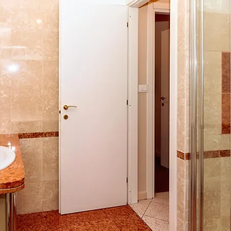 Saint Charles Apartment Bologna